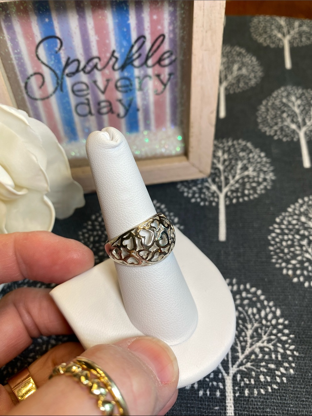 Sterling Silver Heart Cutout Dome Ring - Silver - Picture 5 of 9
